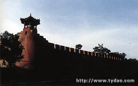 nw-gulou.jpg (45078 �ֽ�)