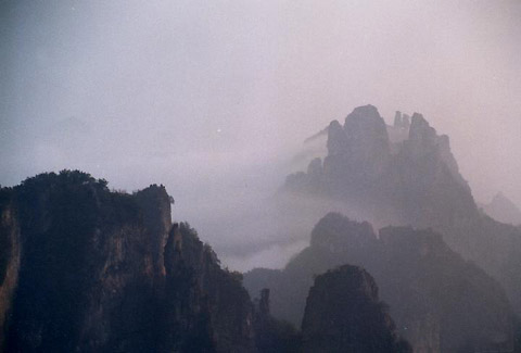 m0303-4.jpg (28163 �ֽ�)