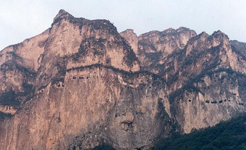 m0313-2.jpg (52718 �ֽ�)